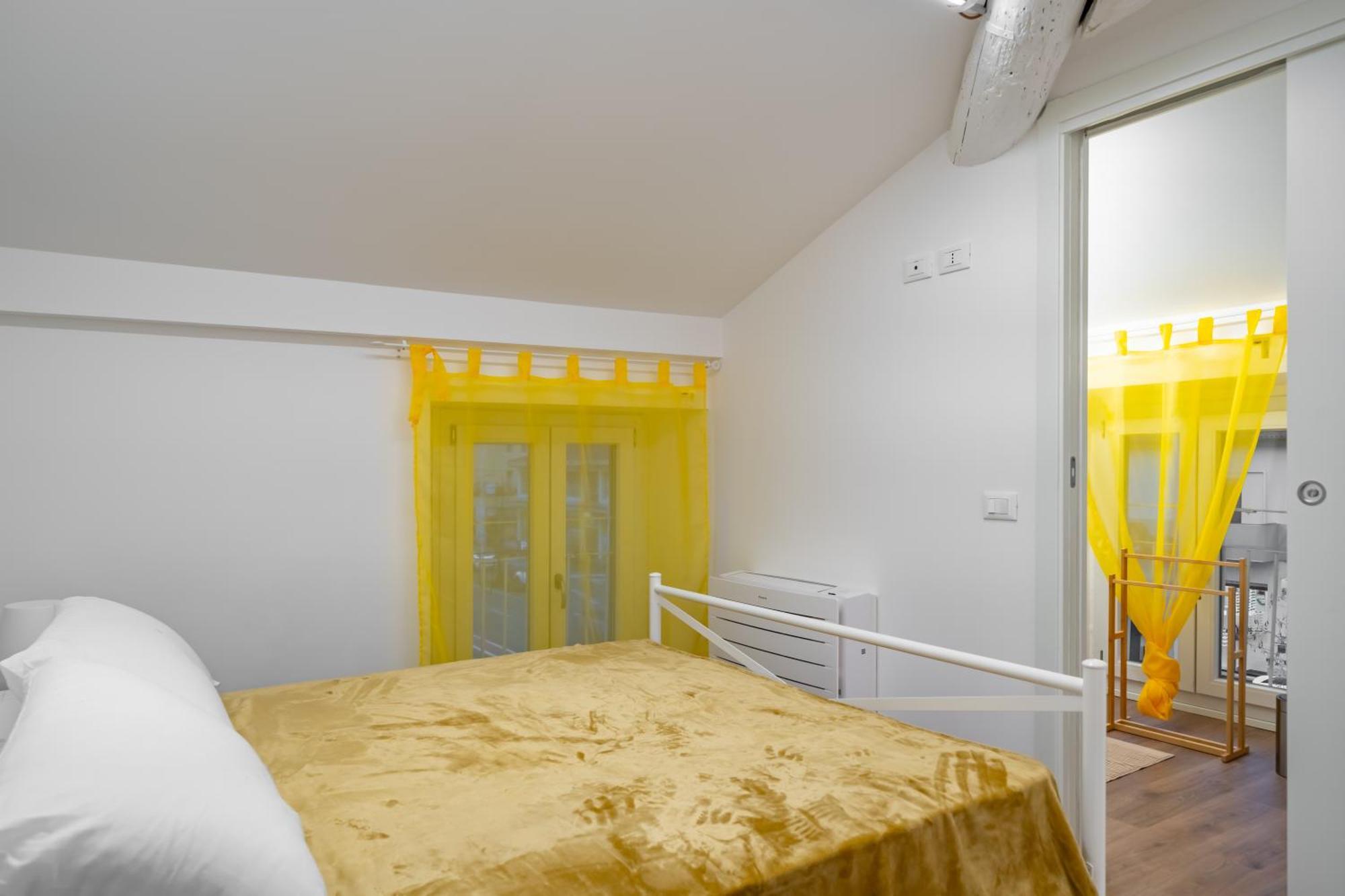 Cascina Conicchio - Metro Station - By Host4U Apartment Brescia Exterior photo